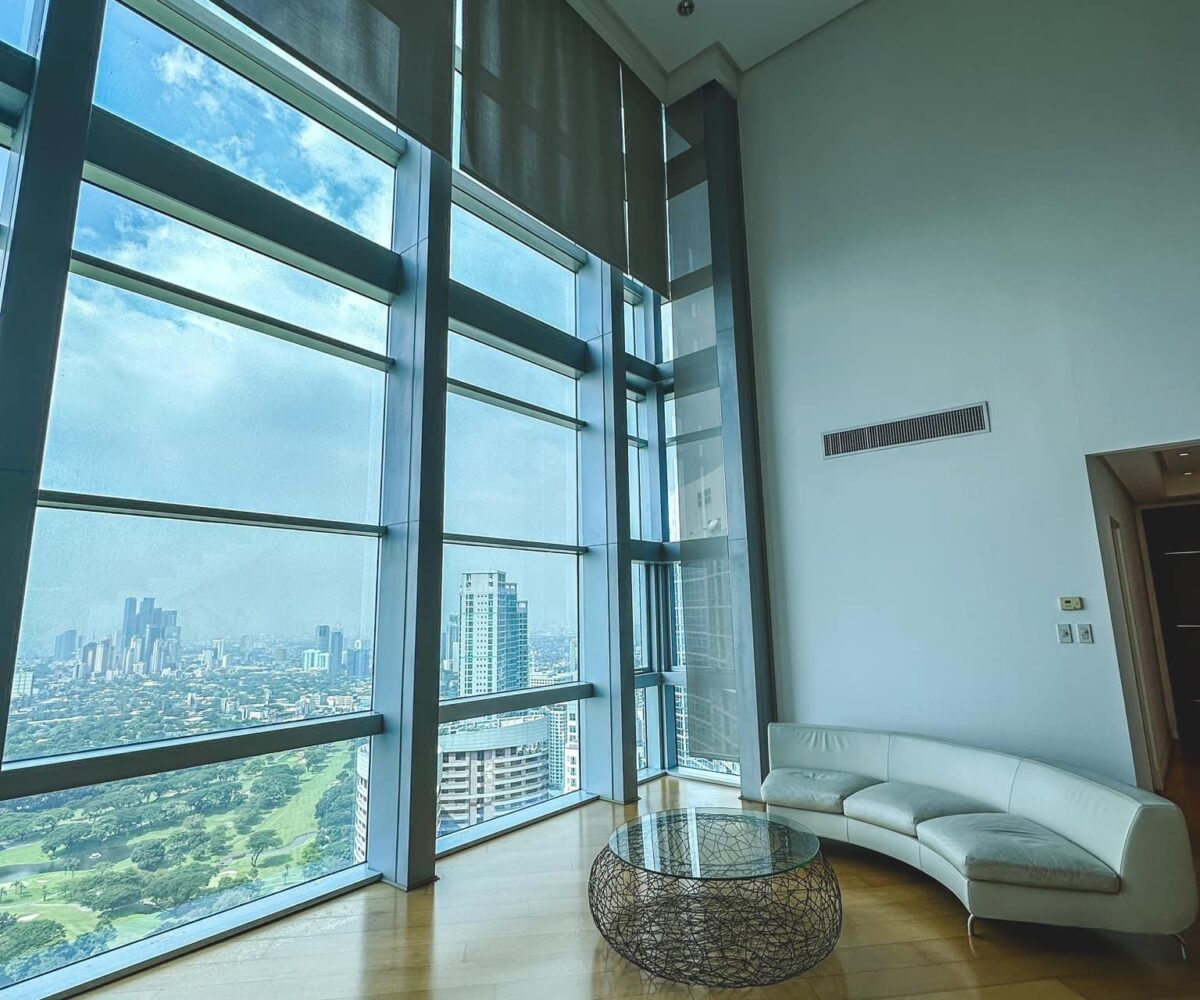 Image showcasing Bi-Level Penthouse at Le Pont Tower 2 Along C5 Road ... - Dot Property