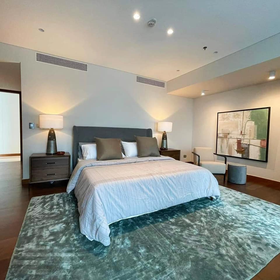 3 bedroom in Two Roxas Triangle, Paseo de Roxas, Makati Condo Featured ...